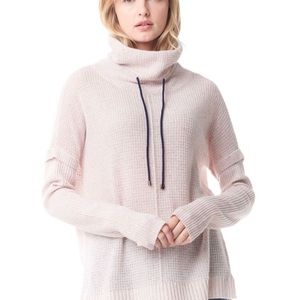 Lisa Todd 100% cashmere turtleneck sweater
